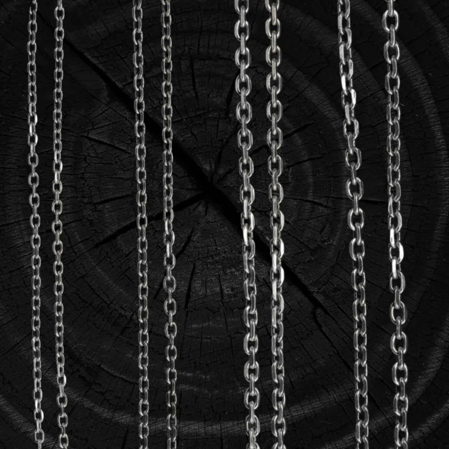 Small Cornered Chain (2-3.5mm)