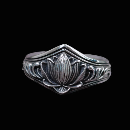 Lakshmi Throne Ring