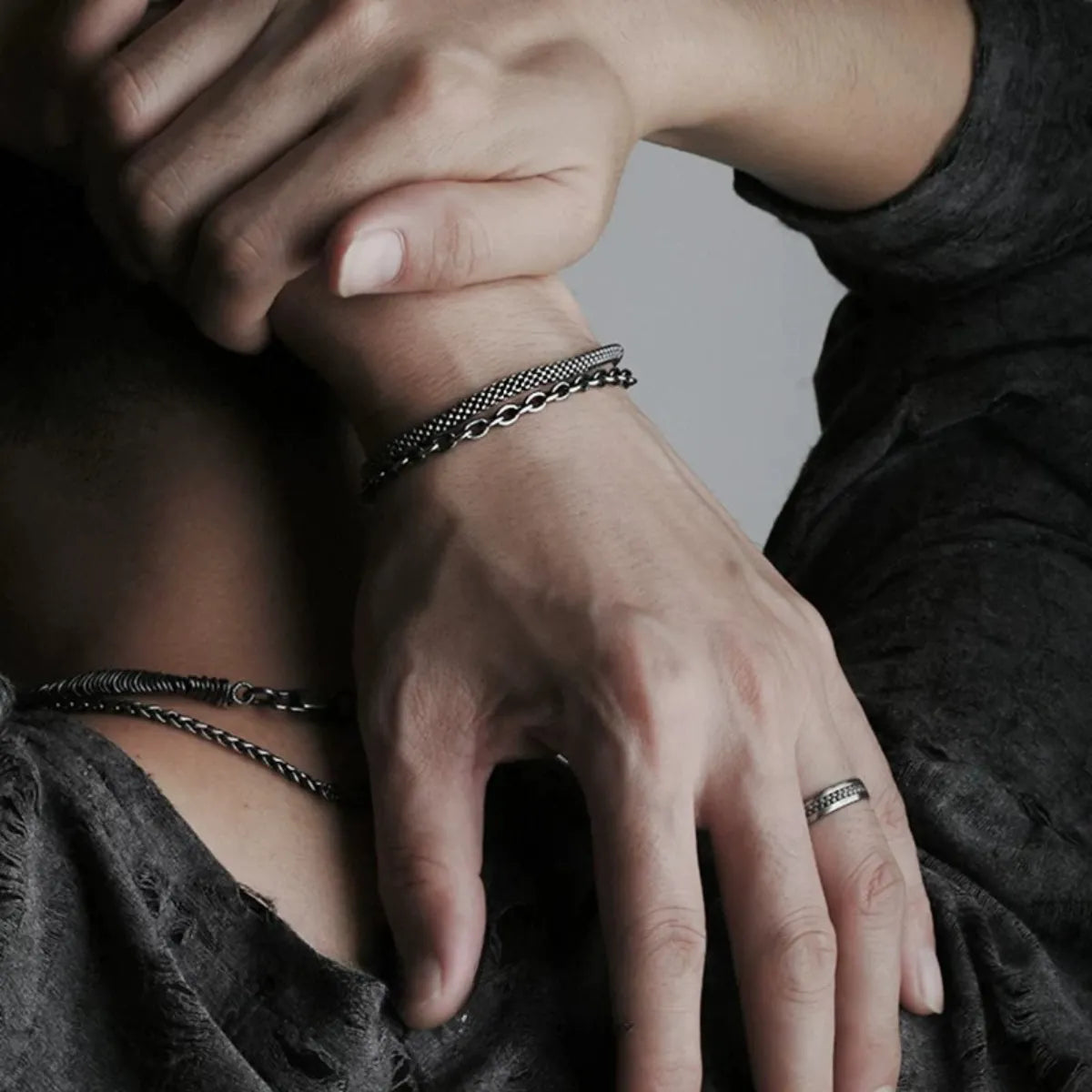 Dual-Echo Bracelet