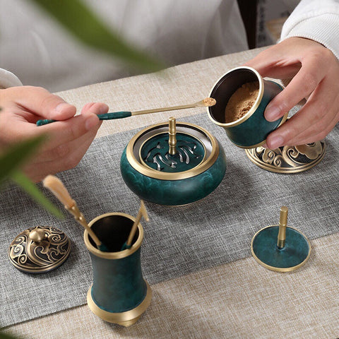Brass Cloud Incense Seal Set – 9-Piece Artisan Gift Box