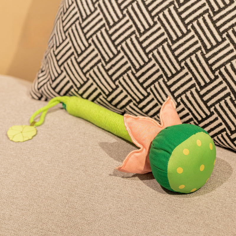 Lotus-Embossed Mugwort Massage Hammer