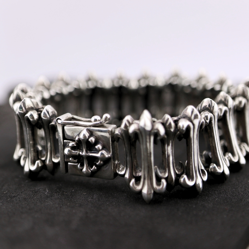 Crusader's Fortress Bracelet
