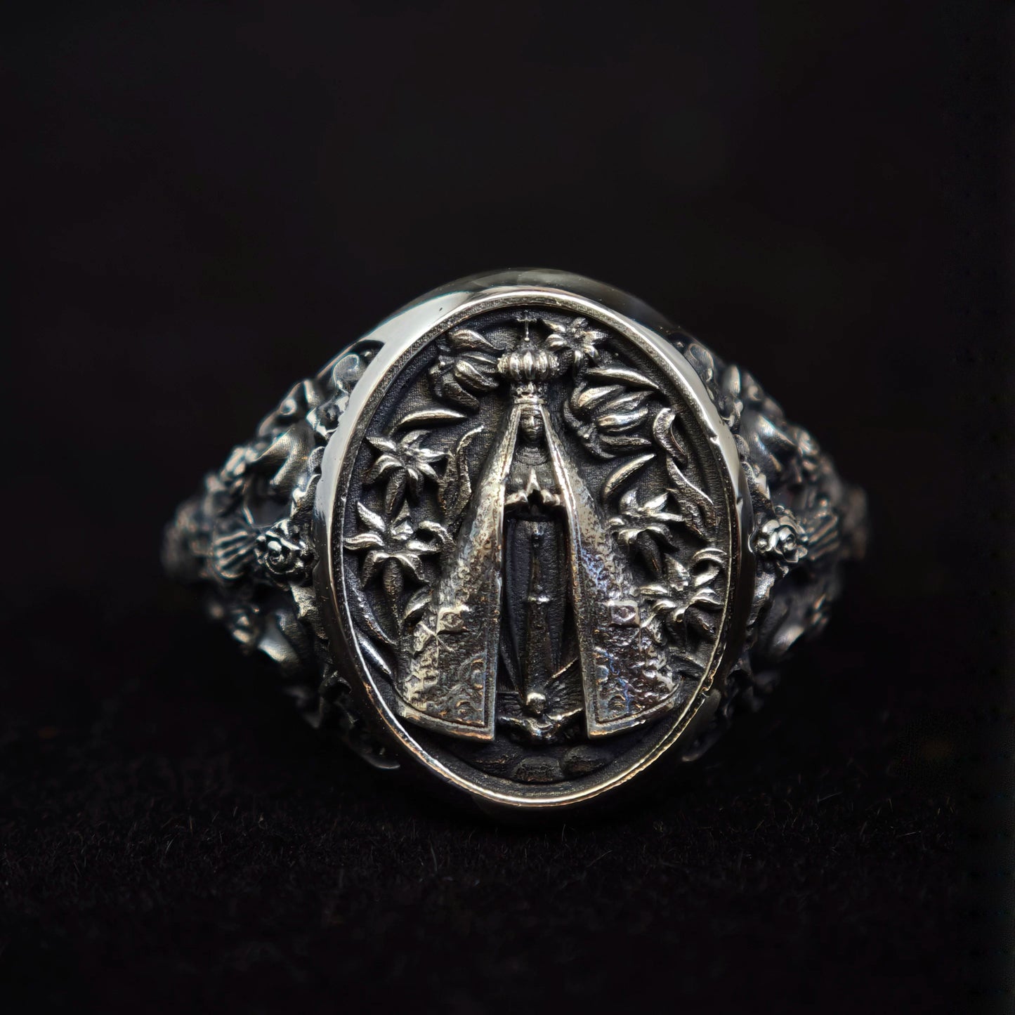 The Empress's Silent Prayer Ring