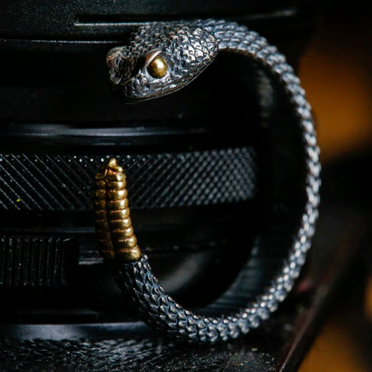 Venomous Circle Ring