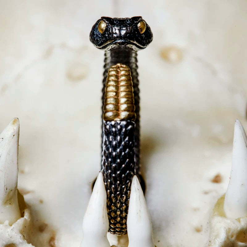 Venomous Circle Ring
