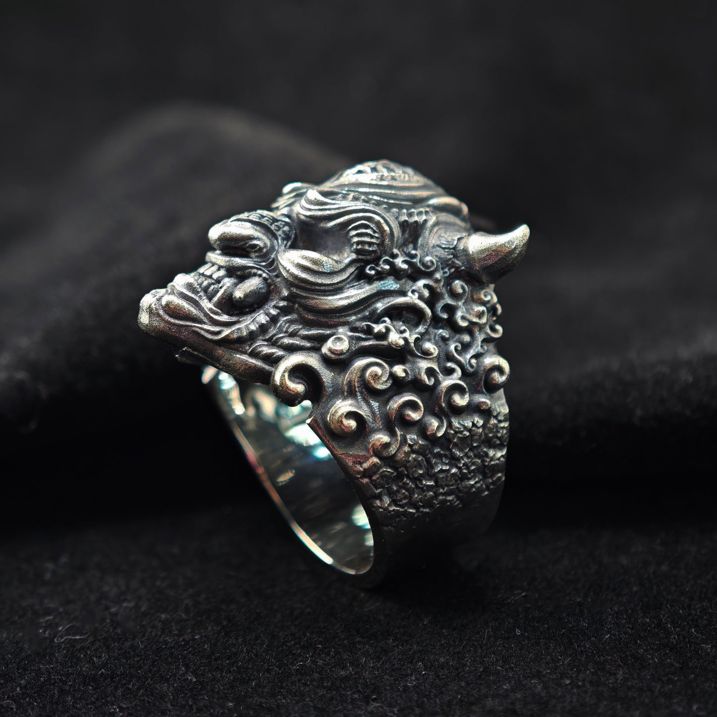 The Undying Ronin Ring