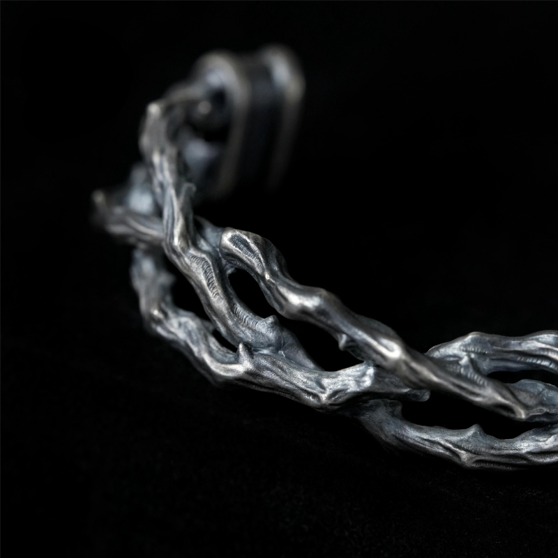 Bramble & Bone Bangle