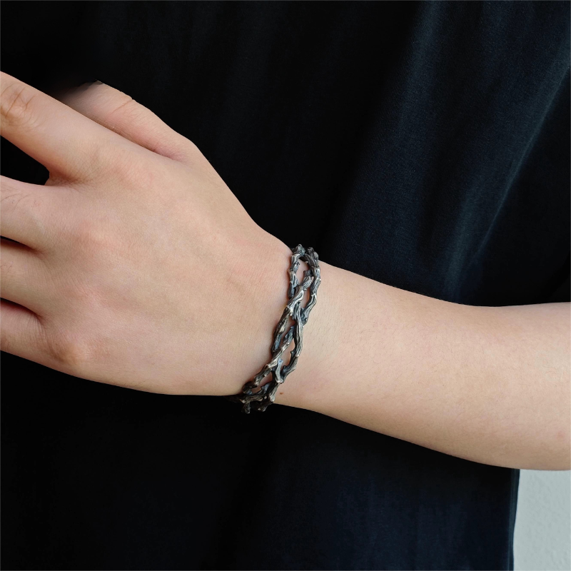Bramble & Bone Bangle