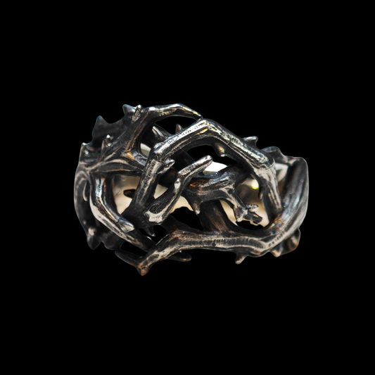 Untamed Thorns Ring