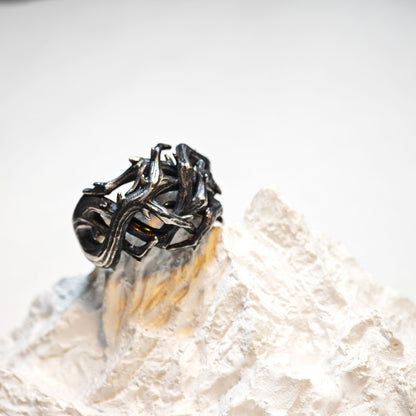 Untamed Thorns Ring